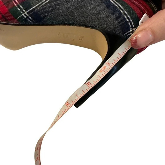 Talbots‎ red, grey, white tartan plaid versatile pump 2.75" heels size 5 1/2M - Picture 8 of 8